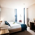 Szálloda Deluxe With Free Wellness And Fitness Centrum 4*