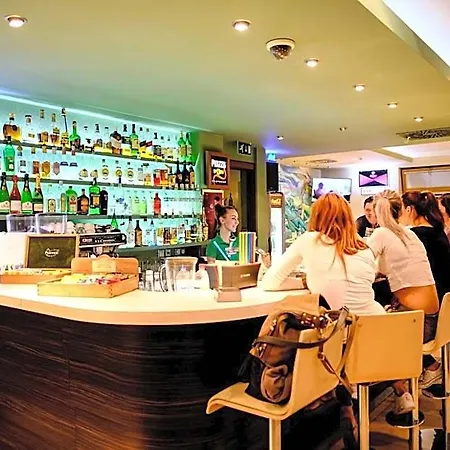 Hotel Deluxe With Free Wellness And Fitness Centrum Nitra