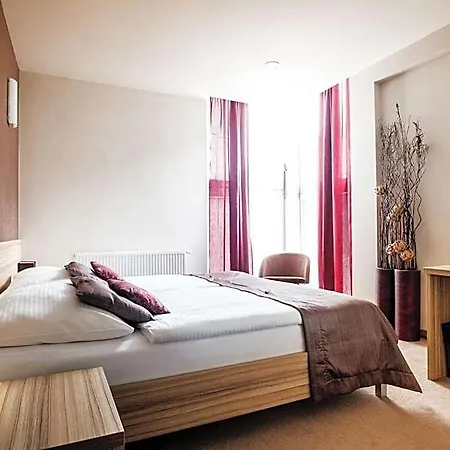Deluxe With Free Wellness And Fitness Centrum 4*