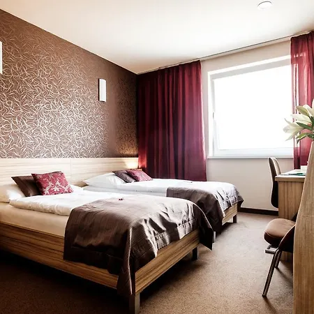 Deluxe With Free Wellness And Fitness Centrum نيترا