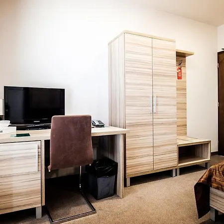 Hotel Deluxe With Free Wellness And Fitness Centrum 4*