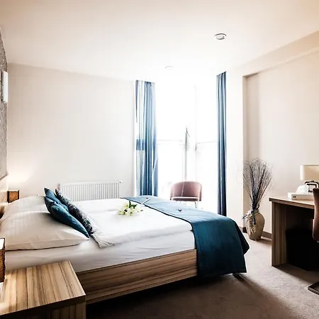 Hotel Deluxe With Free Wellness And Fitness Centrum 4*